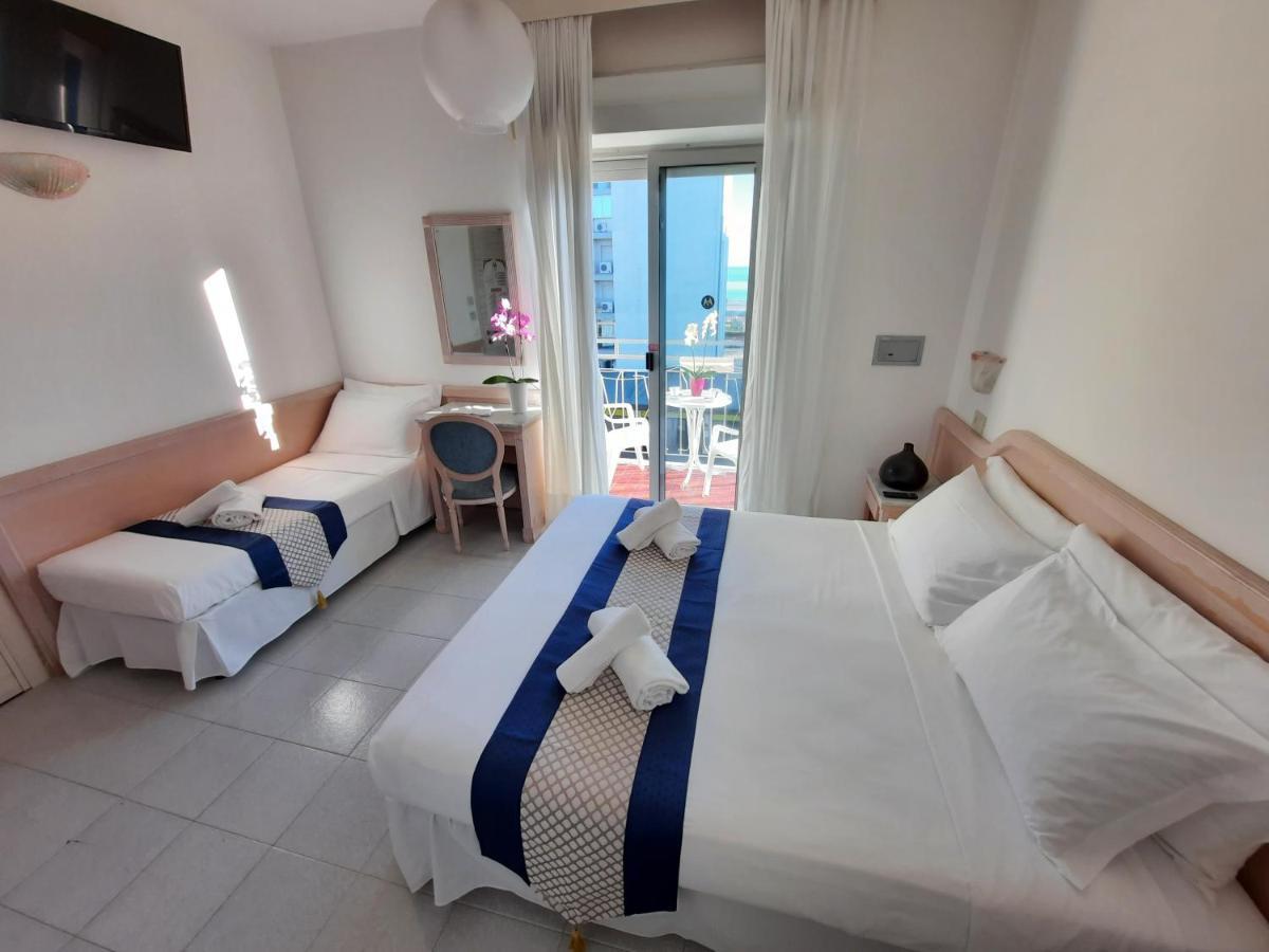 Hotel Margherita Lido di Jesolo Exterior photo