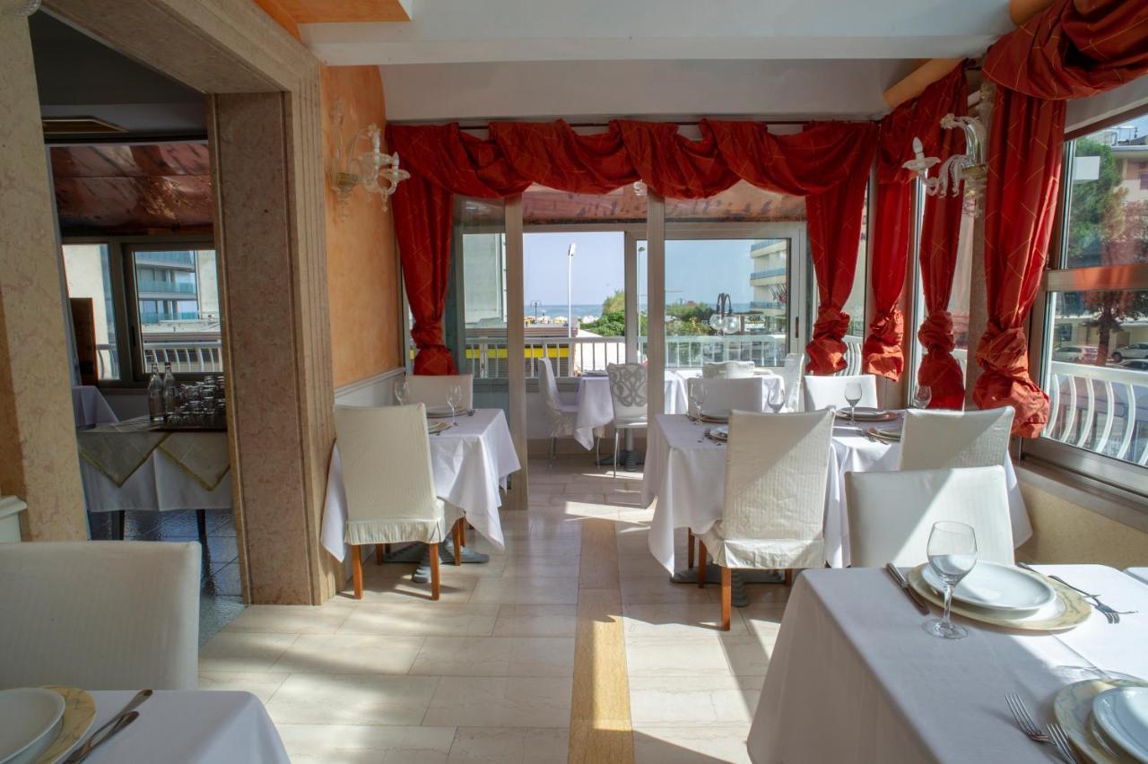 Hotel Margherita Lido di Jesolo Exterior photo