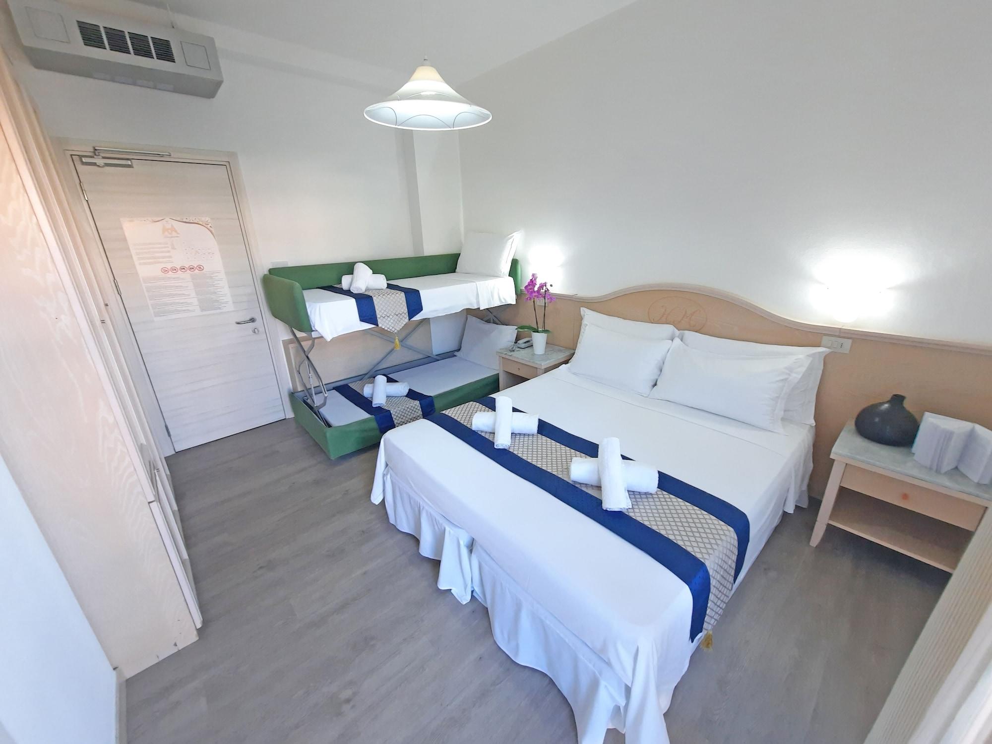 Hotel Margherita Lido di Jesolo Exterior photo